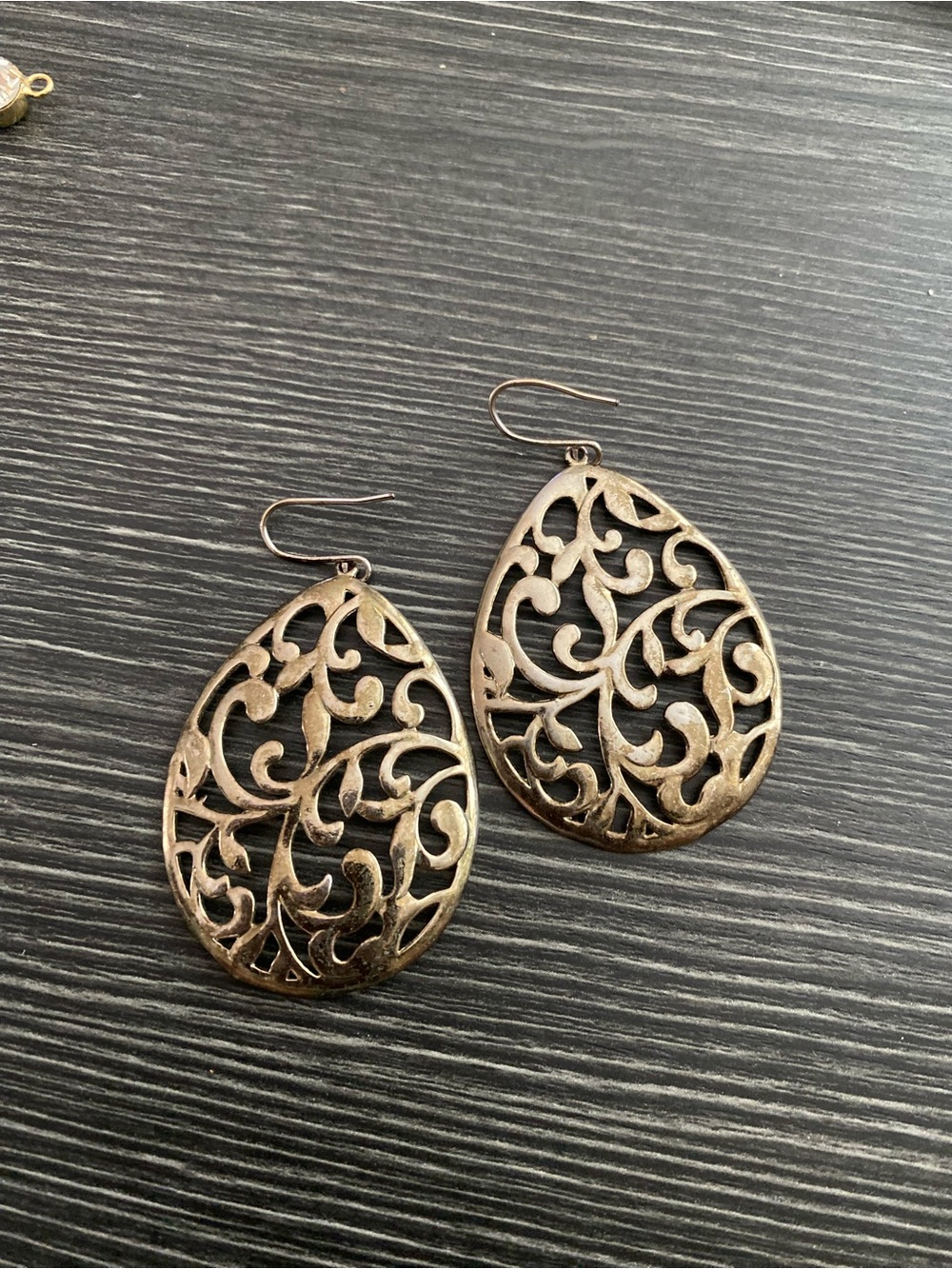Filigree Teardrop Dangle Earrings